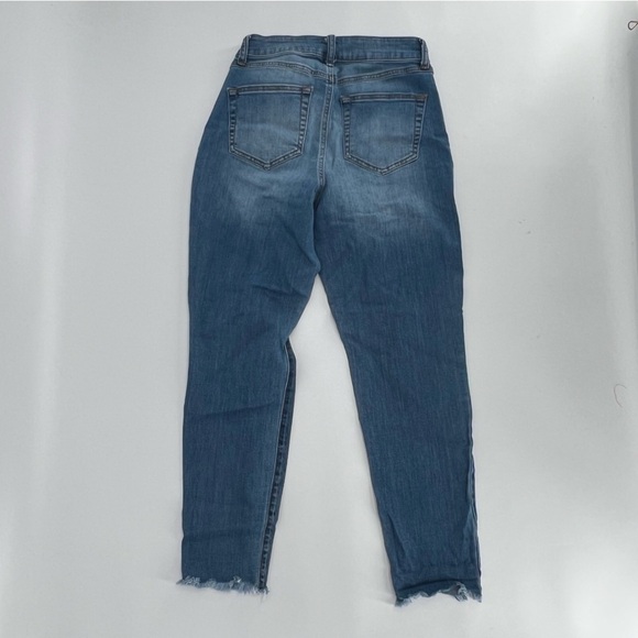 Rewash Women’s High Rise Vintage Reunion Distressed Straight Leg Jeans Size 3 - Picture 3 of 5